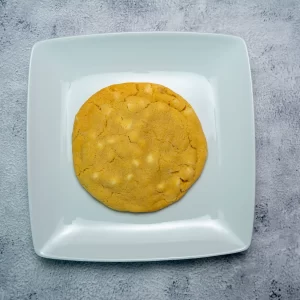 WHITE CHIP MACADAMIA NUT COOKIE